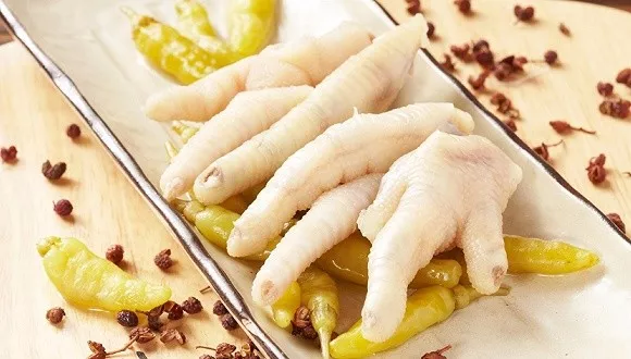 產(chǎn)品單一、股東繁雜、食安隱患，“鳳爪第一股”能順利IPO嗎？