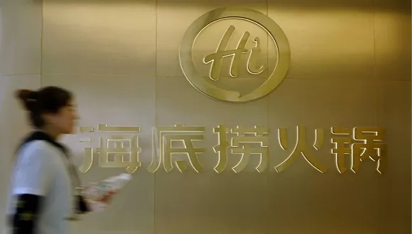 海底撈再爆食安問題！蘸料里有蒼蠅，涉事店停業(yè)整改