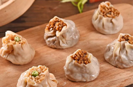 緊追蒸煎餃，工業(yè)化助力，這個(gè)“萬(wàn)年配角”終于要轉(zhuǎn)正？