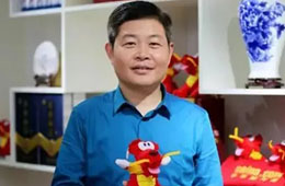  張瑞山：小盒飯做出大事業(yè)！團(tuán)餐“新藍(lán)?！眱銎啡巳绾螕屜葯C(jī)？