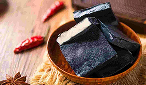 越臭越“吃香”的生意，除了螺螄粉就數(shù)它了