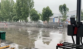 聚焦“封城”一周的鄭州凍品商：有人停業(yè)，有人睡倉庫，市場冷清進出困難…