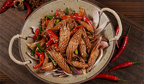 酥炸魷魚、火箭魷魚……魷魚創(chuàng)新制品“游”向更多場(chǎng)景